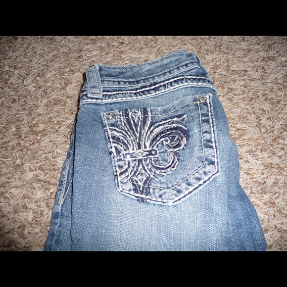 Miss Me long shorts or crops