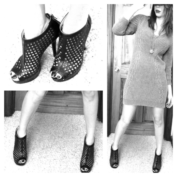 MK Black Cage Bootie, Gold Zips 6.5/7