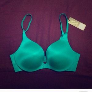 Victoria's Secret bra & H&M skirt