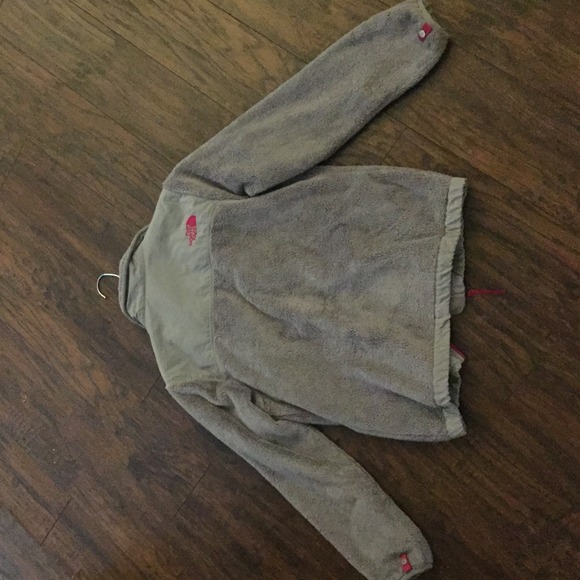 The North Face girls jacket .... make me offers! - Picture 2 of 2