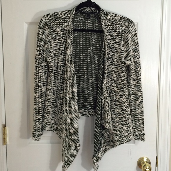 ❗️❗️Forever 21 loose knit cardigan
