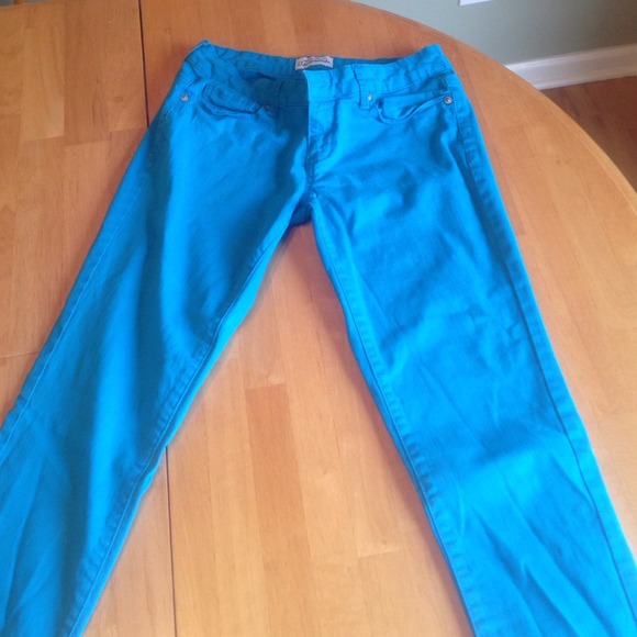 Blue skinny jeans