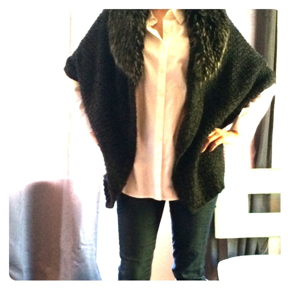 Loft Sweater with faux fur collar