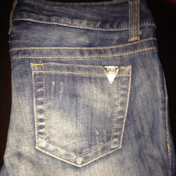 Guess Jeans!! New with out Tags! Straight leg