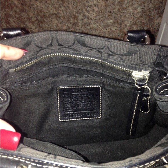 Handbag - Picture 4 of 4