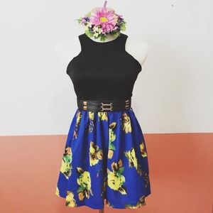 Black crop top & skirt