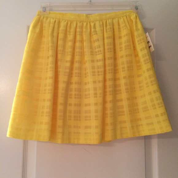 Tildon Dresses & Skirts - Yellow skirt