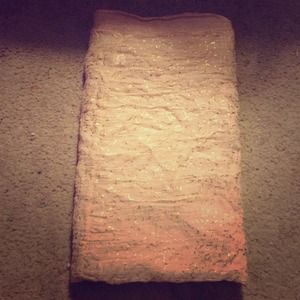 Ivory with gold pattern uni scarf