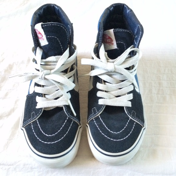 *SOLD* Vans sk8-hi - Picture 2 of 3