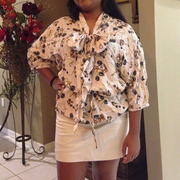 Newport News blouse