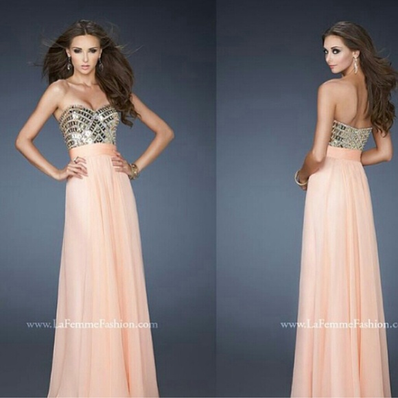 Gorgeous peach prom/homecoming dress 2 available!