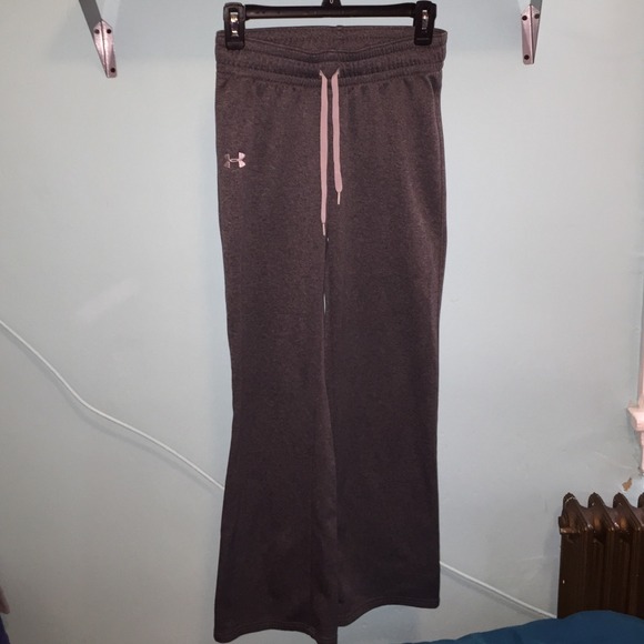 Gray under armor sweats