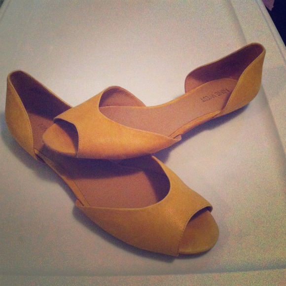 Nine West leather flats