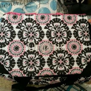 THIRTY ONE THERMAL TOTE W/ EMBROIDERY