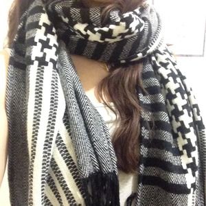 Houndstooth Scarf