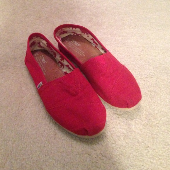Red toms