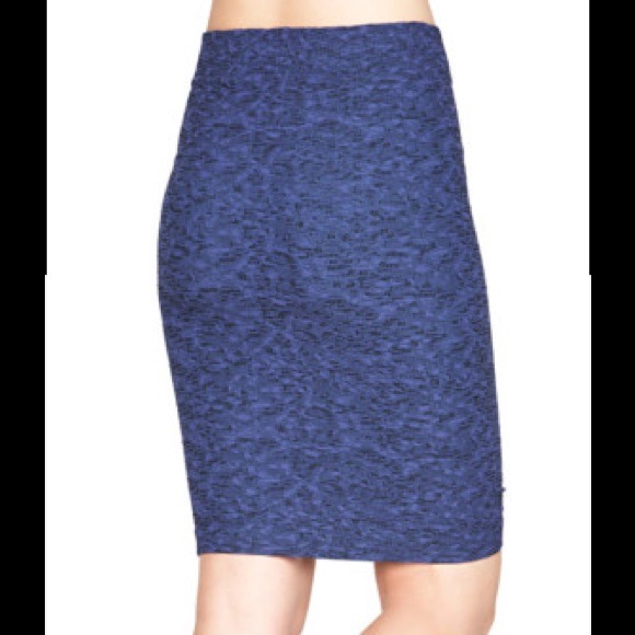 BCBGeneration Peri-Blue Tube Bodycon Skirt - Picture 3 of 4
