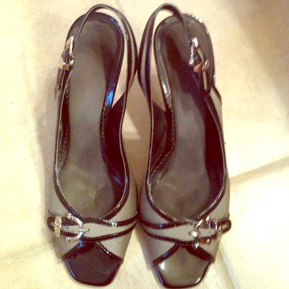 Black and grey Ann Klein shoes size 8.5