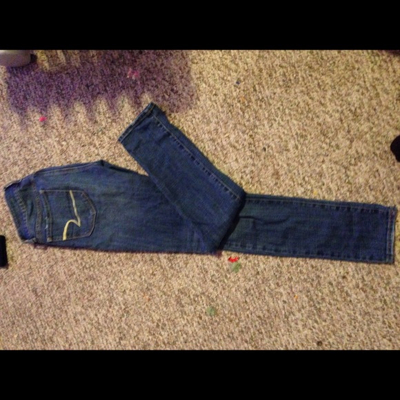 Size 2 American eagle skinny