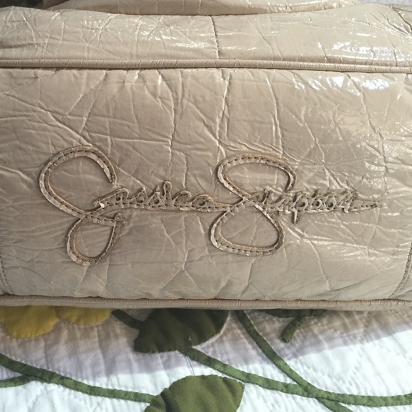 Jessica Simpson purse