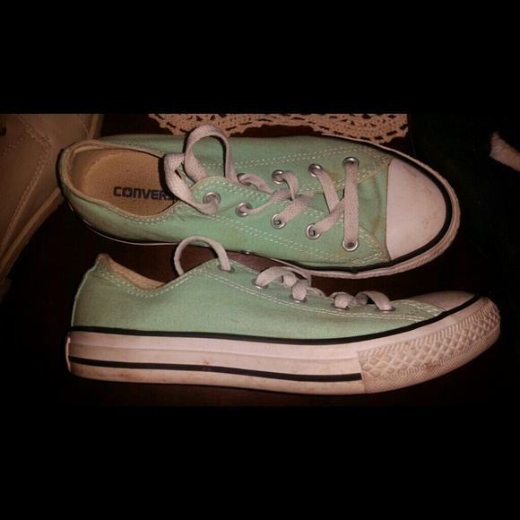 Mint green converse