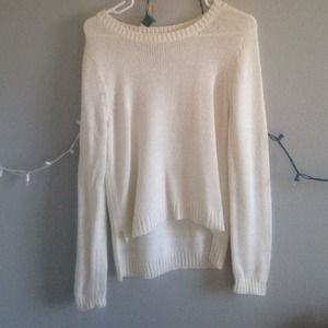 Brandy Melville White/Cream Sweater