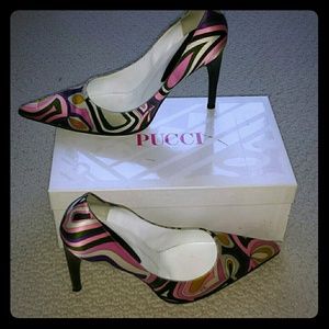 Emilio Pucci pumps