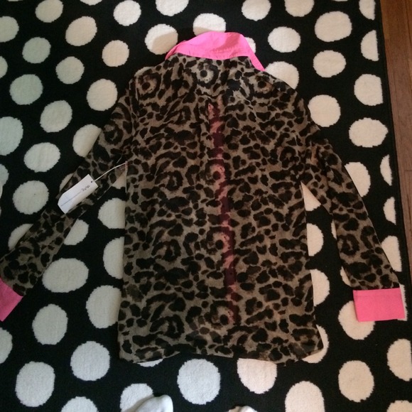 NWT Leopard Sheer Shirt - Picture 2 of 4