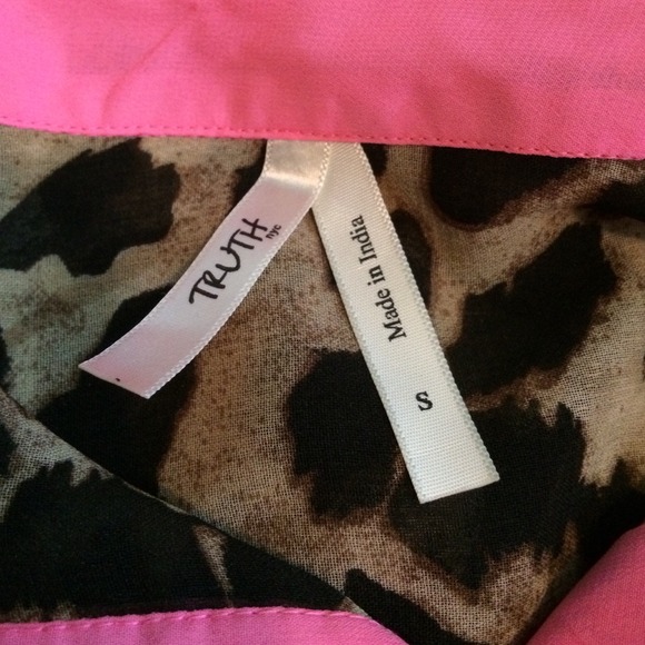 NWT Leopard Sheer Shirt - Picture 3 of 4