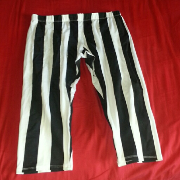 Striped leggings