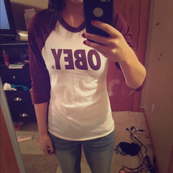 Obey 3 quarter length tee