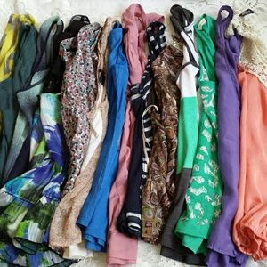 Bundled Shirts Set of 14 Sleeveless Summer Tops