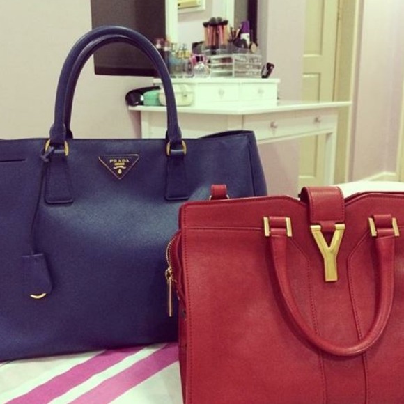 Authentic PRADA navy blue tote medium - Picture 4 of 4