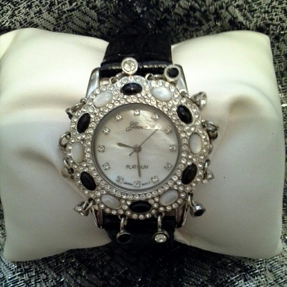 GENEVA PLATINUM WATCH w/Rhinestone & Pearl