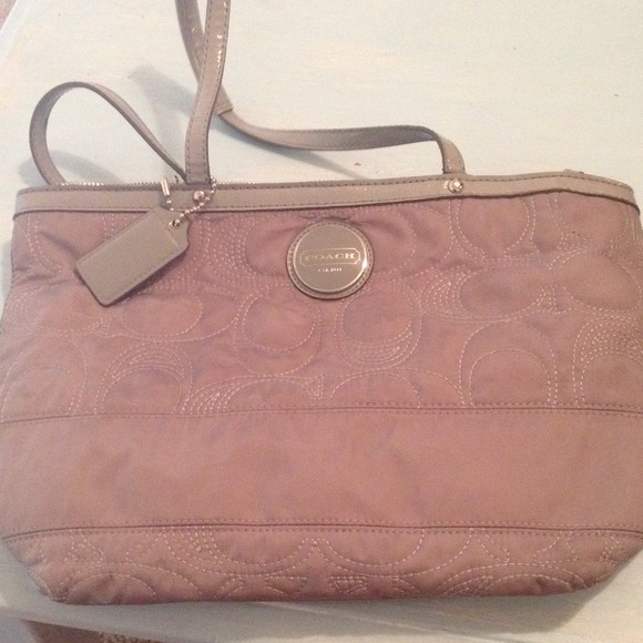 grey coach tote