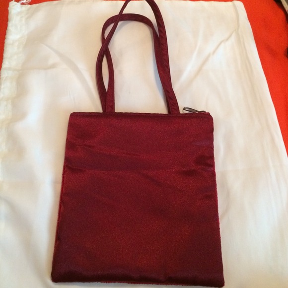 Handbag - Picture 2 of 3