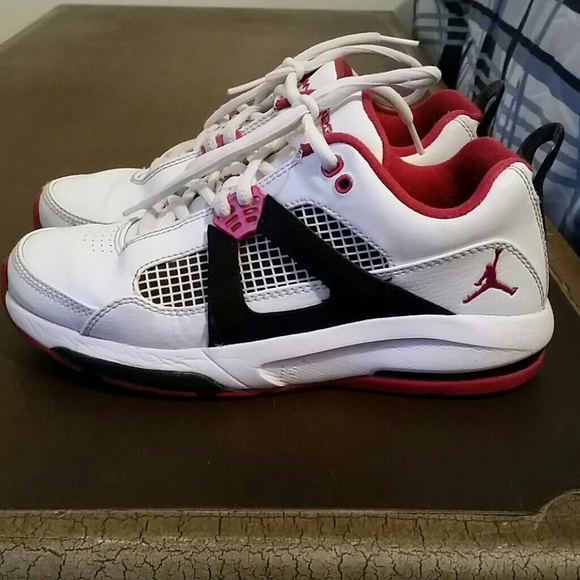 🔶REDUCED🔶Jordan Trunner Q4 - Picture 2 of 4