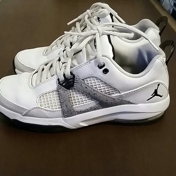 🔶REDUCED🔶Jordan Trunner Q4 - Picture 2 of 4