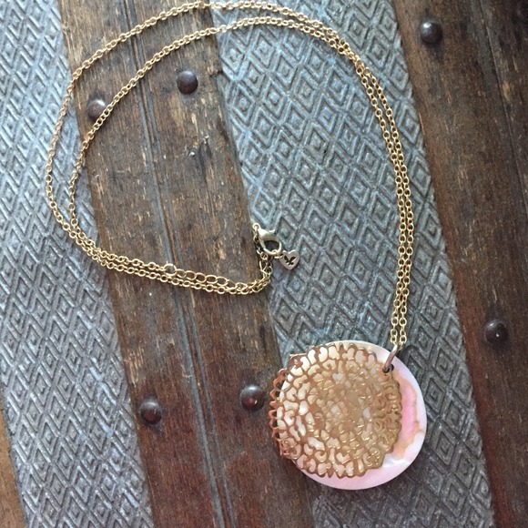 • Go-to Necklace•