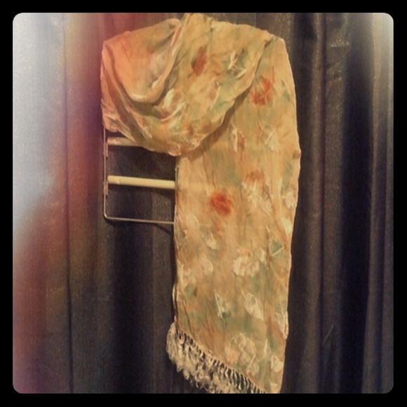 NEW yet vintage scarf with crushed velvet accents