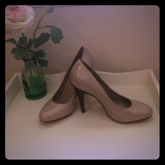 👠Super cute Jessica Simpson nude heels