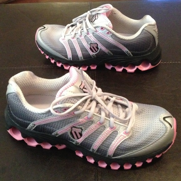 Tennis Shoes: K-Swiss