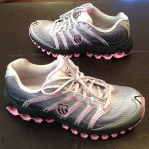 Tennis Shoes: K-Swiss