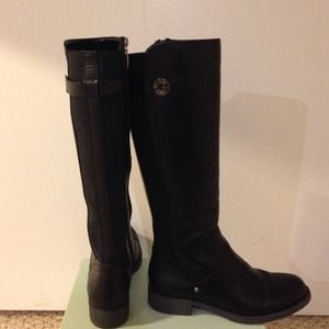 Black Guess Boots!