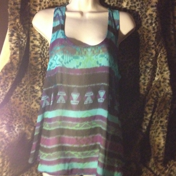Forever 21 tank