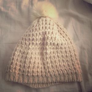 Anthropologie Homeward Beanie