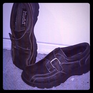 Mudd brand shoes