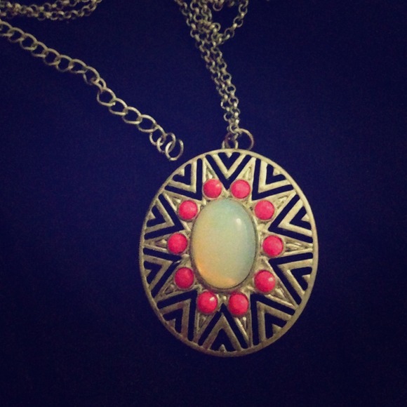 Forever 21 Accessories - Forever 21 necklace