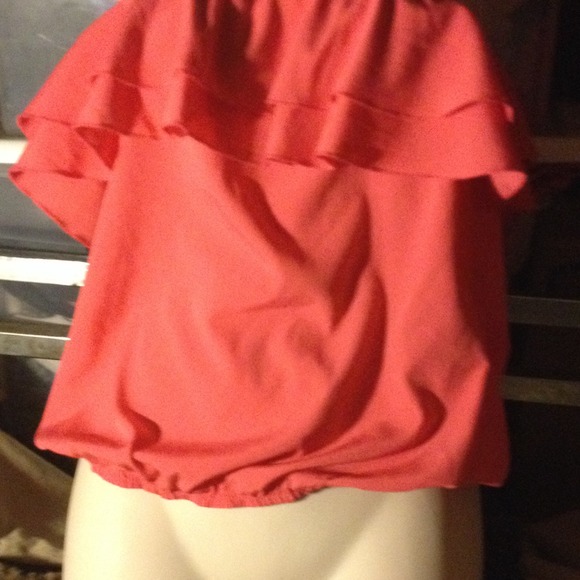 Pink wet seal top