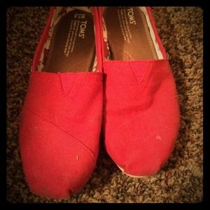 Red toms SOLD IN BUNDLE